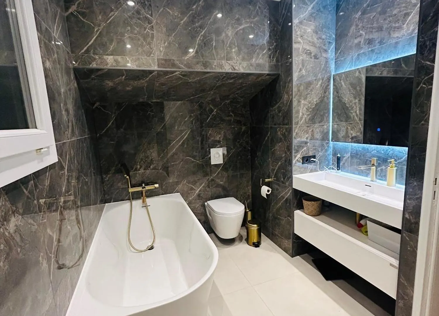 Luxury Villa Cannes,350 M2, 12 Pers, 6 Ch 6 Sdb 0*, Cannes