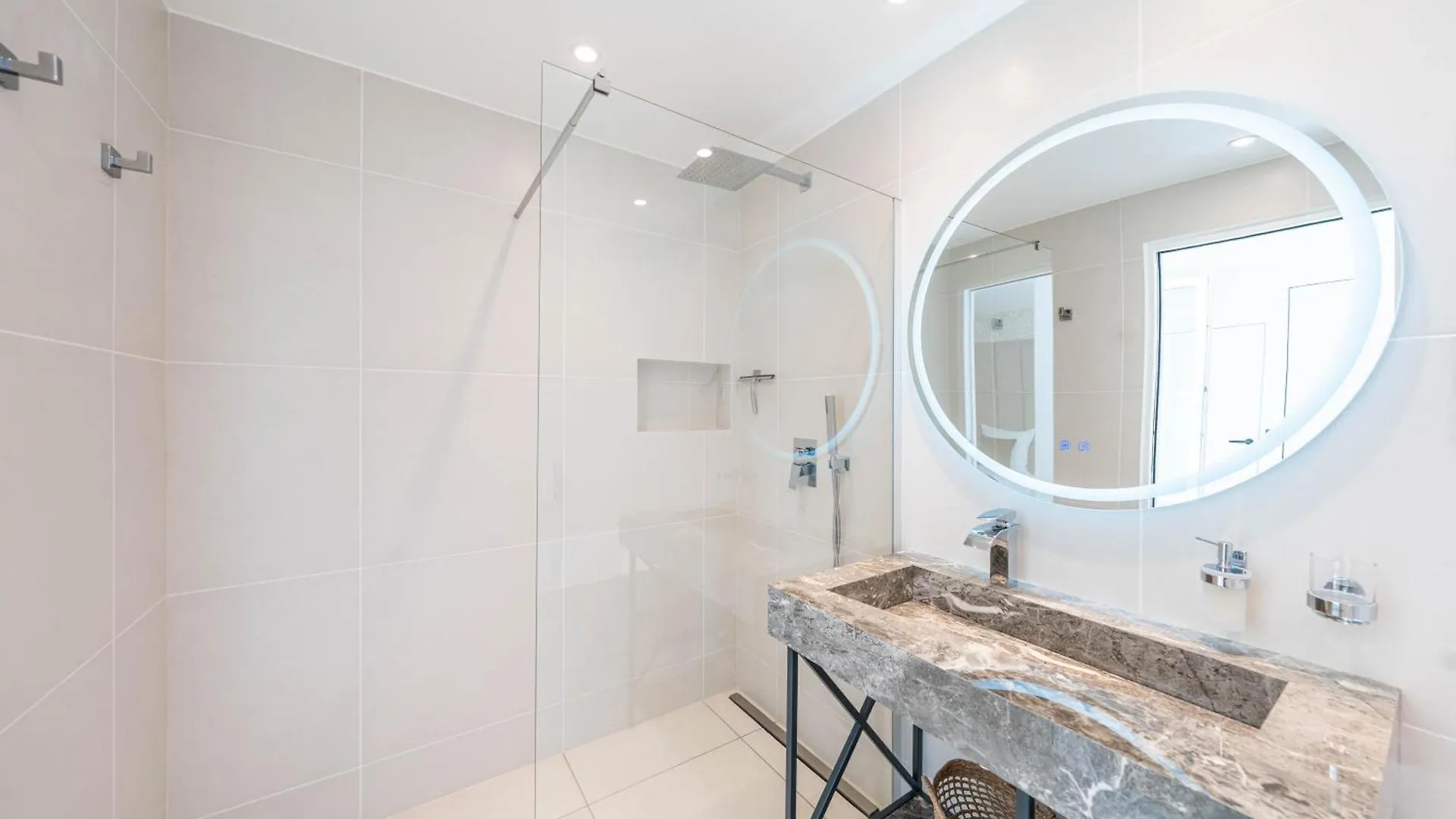 Luxury Villa Cannes,350 M2, 12 Pers, 6 Ch 6 Sdb