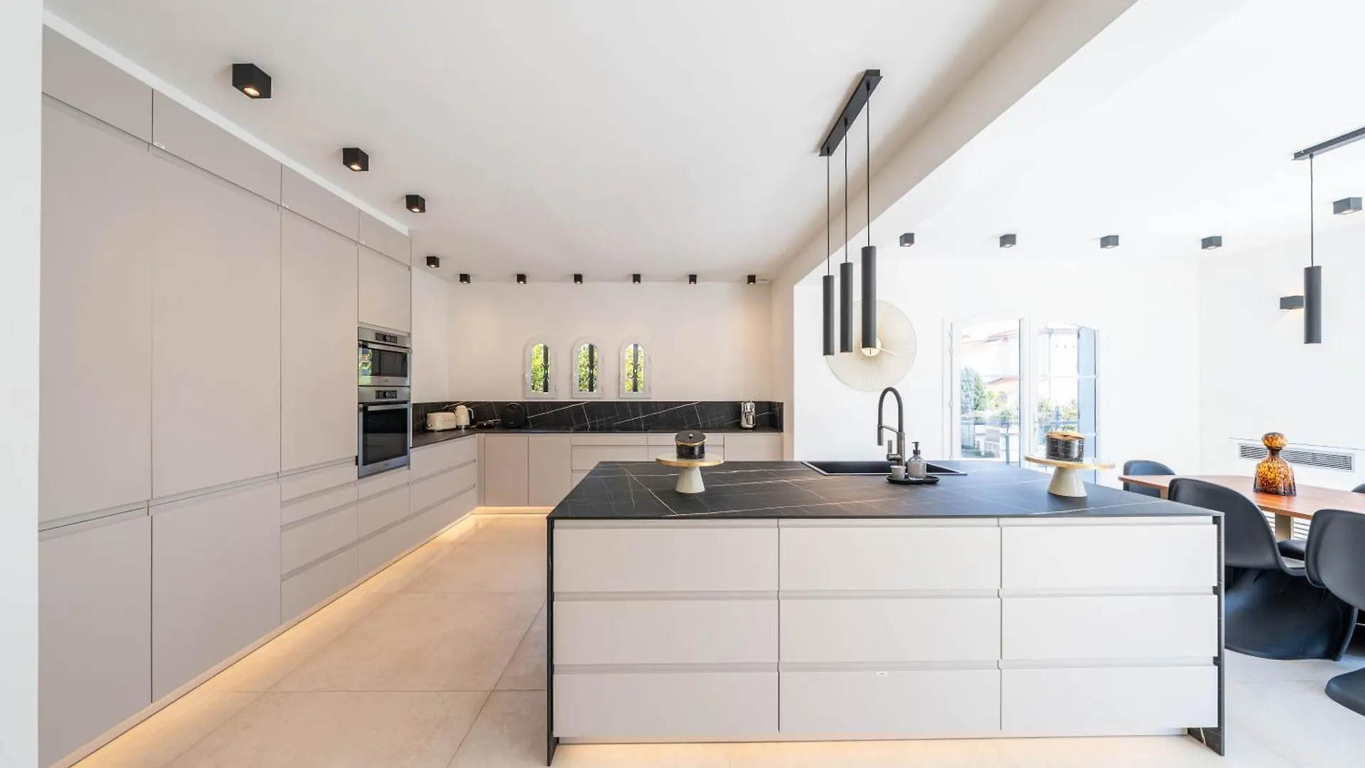 Luxury Villa Cannes,350 M2, 12 Pers, 6 Ch 6 Sdb