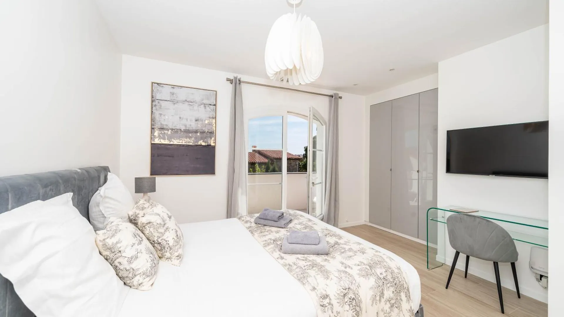Luxury Villa Cannes,350 M2, 12 Pers, 6 Ch 6 Sdb 0*, Cannes